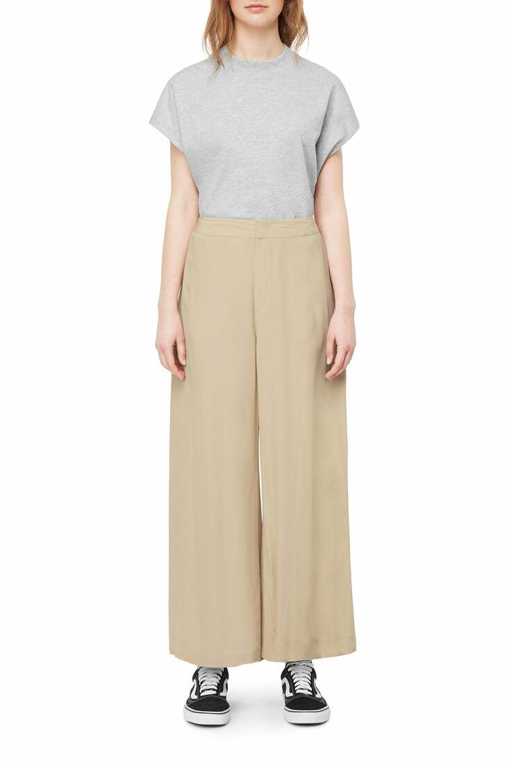 weekday-Beige-Dillion-Trousers